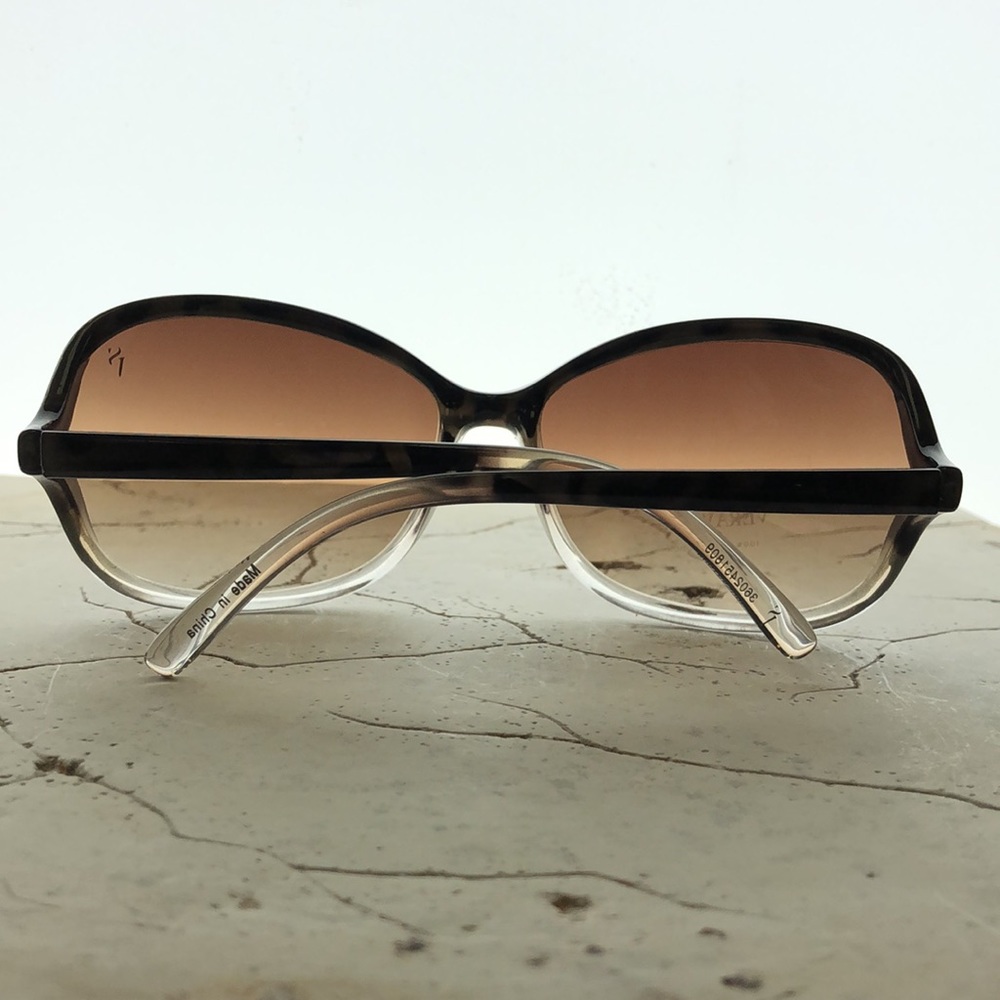 Vera Wang Round Tortoise Shell Thin Arm Brown Tint - image 3